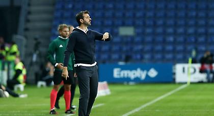 Στραματσόνι: «Εξετάζουμε 2-3 περιπτώσεις ποδοσφαιριστών»