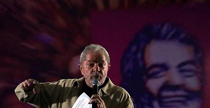 Κατηγορίες για διαφθορά και ξέπλυμα χρήματος σε βάρος του Λούλα ζητά η Αστυνομία