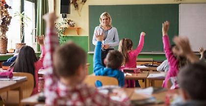 Σχολικό κουδούνι για χιλιάδες προσφυγόπουλα