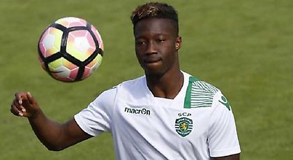 Δανεικός στην Στουτγάρδη ο Μανέ