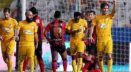 Κέρασε «τριάρα» ο ΑΠΟΕΛ με λάμψη Μπερτόλιο