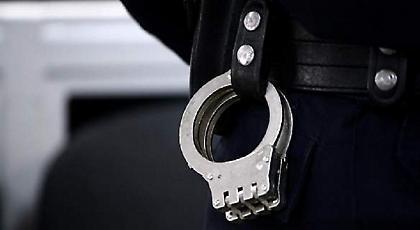 Στη «φάκα» 3 νεαροί που έκλεψαν από 83χρονο 200 ευρώ