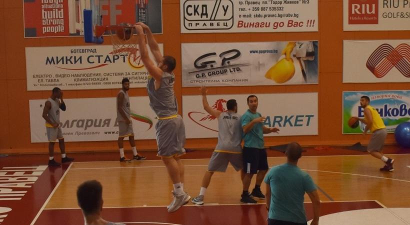 Τρεις απουσίες για Πρίφτη