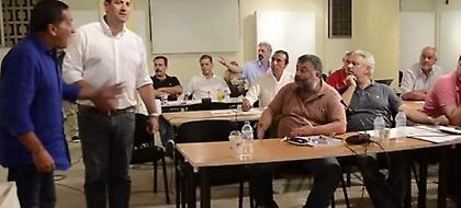 Μύλος στο δημοτικό συμβούλιο Κεφαλονιάς -Σύμβουλος έβρισε τα θεία και ακολούθησε... σύρραξη (video)