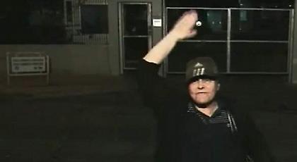 «Ντου» από την Ελένη Λουκά έξω από την Γενική Γραμματεία