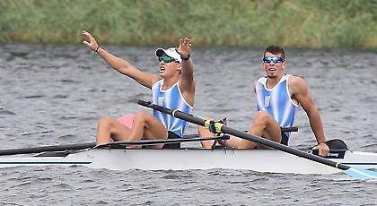 Τα χρυσά κουπιά του Παγκόσμιου στον ΣΠΟΡ FM: «Δουλέψαμε σκληρά και τα καταφέραμε»