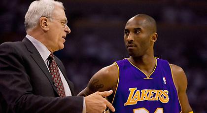 Δείτε με ποιον αποκάλυψε ο Φιλ Τζάκσον ότι σκέφτηκε να ανταλλάξει τον Κόμπι το 1999!