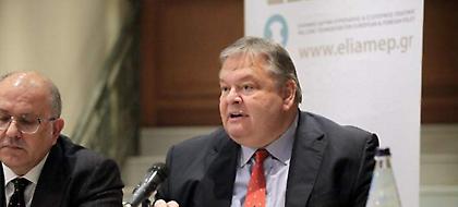 Βενιζέλος για άδειες: Δημιουργήθηκε αναστάτωση στο όνομα μιας πολύ μικρής κομματικής σκοπιμότητας