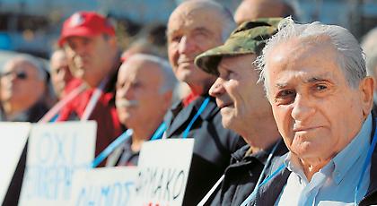 «Ψαλίδι» και στις επικουρικές των ατόμων με αναπηρία