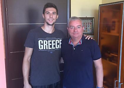 Ανακοίνωσε Παπαφλωράτο ο Εθνικός