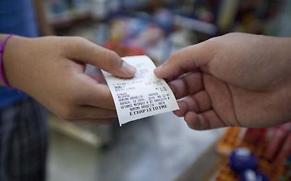 Η ανοιχτή πληγή στα έσοδα του ΦΠΑ