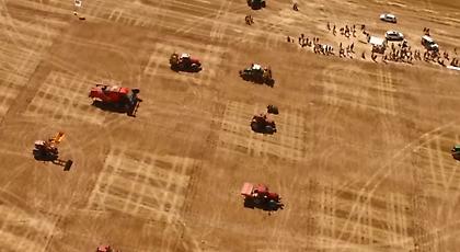 Βίντεο: Στην Ισπανία έπαιξαν σκάκι σε σκακιέρα 26.000 τ.μ.