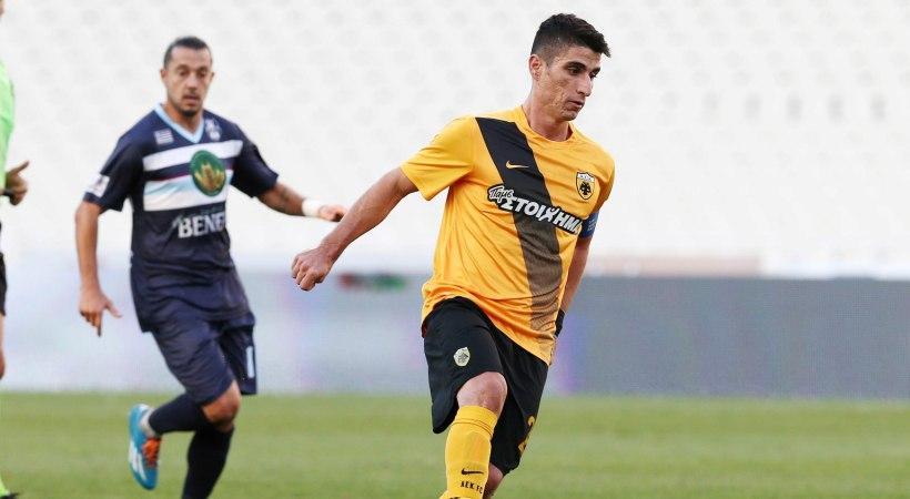 Ντέμης για Μάνταλο: «Θα μπορούσε να γίνει ένα τέλειο αμυντικό χαφ»