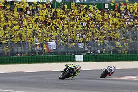 Κυριαρχία Ρόσι στην αρχή, συνέχεια με Εσπαργκαρό