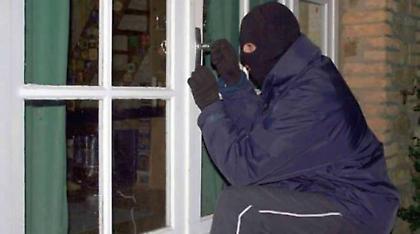 Λήστεψε μητέρα μπροστά στα μικρά παιδιά της!