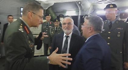 Η «ασπρόμαυρη» αντισυνταγματάρχης και η αντίδραση του Ιβάν Σαββίδη (video)