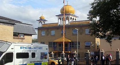 Βρετανία: Εισβολή συμμορίας με σπαθιά σε ναό των Σιχ