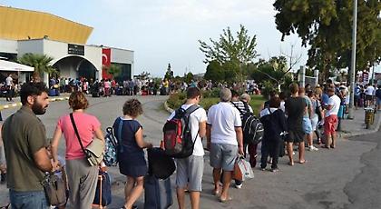 Γέμισε η Λέσβος με Τούρκους τουρίστες -Για να περάσουν τη μουσουλμανική γιορτή (pics)