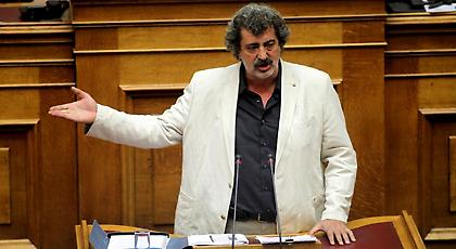 Ανοίκεια επίθεση Πολάκη κατά ΣΚΑΪ και Τσίμα