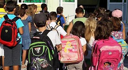 Σφοδρή αντιπαράθεση υπ. Παιδείας - δημάρχου Ωραιοκάστρου για τα προσφυγόπουλα στα σχολεία