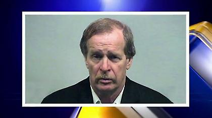 ΗΠΑ: Πρώην δήμαρχος είπε στο δικαστήριο ότι κακοποιούσε 4χρονη με τη θέλησή της!