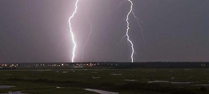 Παγκόσμια ρεκόρ για τους κεραυνούς: Σε διάρκεια και απόσταση