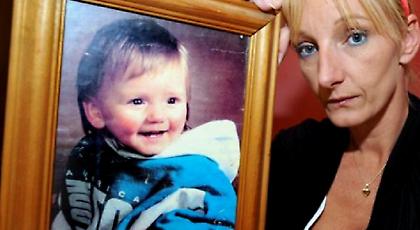 Η μητέρα του μικρού Μπεν συγκλονίζει: Μου είπαν ότι δεν ψάχνουν πια για ζωντανό -Ψάχνουν το σκελετό