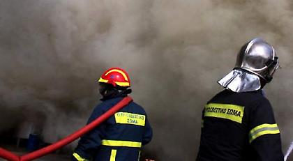 Υπό έλεγχο φωτιά σε ψησταριά στην Παλλήνη