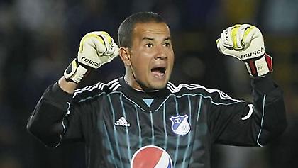 Αυτός είναι ο τερματοφύλακας που σκοράρει και μοιράζει ασίστ (video)