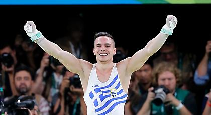 Δεν κρατιέται ο Πετρούνιας (pic)