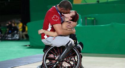 Η πιο ρομαντική στιγμή των Παραολυμπιακών Αγώνων (pics)