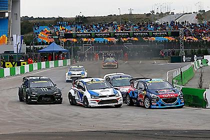 Πρωτιά και ξανά προβάδισμα για Έκστρομ στη Βαρκελώνη