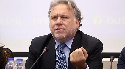 Εργασιακά: Από μηδενική βάση η διαπραγμάτευση - Στην ατζέντα και ο 13ος-14ος μισθός