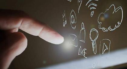 Facebook και Microsoft πιστεύουν ότι τα chatbots είναι οι εφαρμογές του μέλλοντος