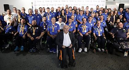 Θριαμβευτική υποδοχή στους ήρωες του Ρίο! (pics)