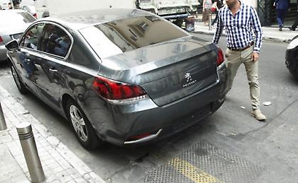 Αφαίρεσαν πινακίδες από υπουργικό αυτοκίνητο στην Αμερικής