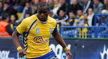 Βόμβα Ιωνικού με Ανρί Καμαρά!