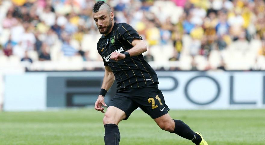 Κάνει το τραπέζι σε όλο το ποδοσφαιρικό τμήμα ο Αραβίδης