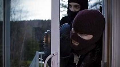 Ξάνθη: Απέτυχε η διάρρηξη και έκλεψαν τα... παπούτσια!