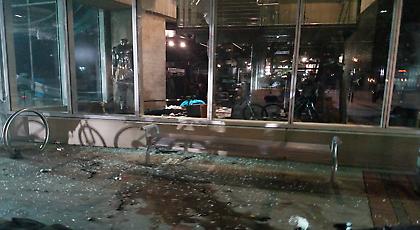 Γυαλιά-καρφιά η μπουτίκ των Χόρνετς (pics)