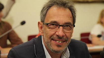 Ο Τσακνής αποκαλύπτει πόσο θα κοστίζει κάθε εκπομπή του Μπέζου