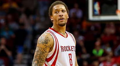 Τράμπα ανάμεσα σε Μπακς και Ρόκετς