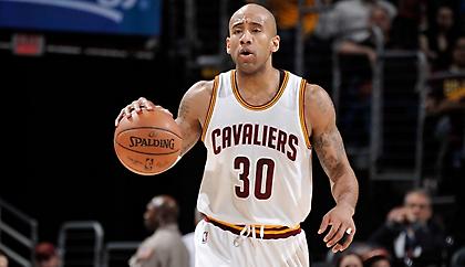 Επιστρέφει στους Καβαλίερς ο Ντάντεϊ Τζόουνς