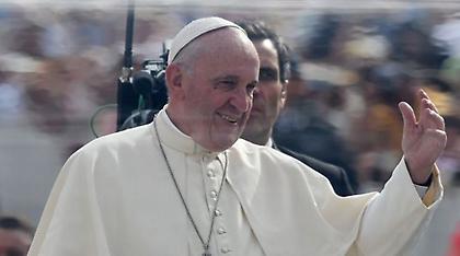 Το Βατικανό θεσπίζει νέους κανόνες για τον ορισμό του... θαύματος!