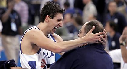 Το τρίποντο του Διαμαντίδη που έγραψε ιστορία! (video)