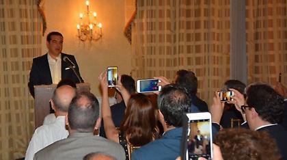 ΗΠΑ: Ομογενής διαμαρτυρήθηκε σε έντονο ύφος στον Τσίπρα για το δημοψήφισμα και το μνημόνιο