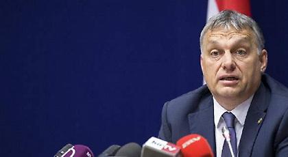 Ορμπάν: Να δημιουργηθεί γιγάντια προσφυγική πόλη στα παράλια της Λιβύης