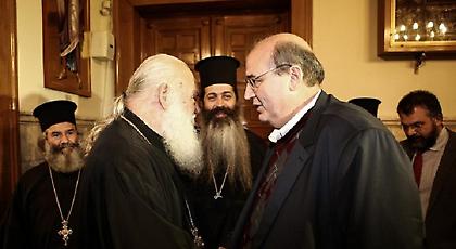 Υποχώρηση Φίλη: Ζήτησε συνάντηση με τον Ιερώνυμο - Αρνήθηκε ο Αρχιεπίσκοπος