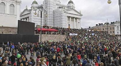 Φινλανδία: 15.000 διαμαρτυρήθηκαν κατά του ρατσισμού