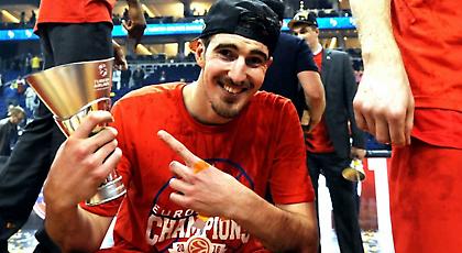 Ντε Κολό: «Να κάνουμε το repeat στην Ευρωλίγκα»!